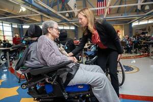 Carousel image c44fd9e258982f551cfd gov sherill with woman veteran