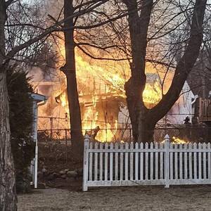 Carousel image e4ba3d0da7551a0563b4 goffle rd fire mar 4 2025 2