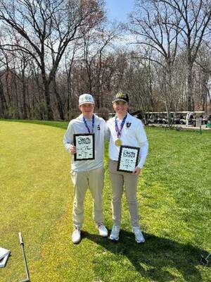 Carousel image f1dc163563ff1e7aa0ae golf 4 reilly and bodony