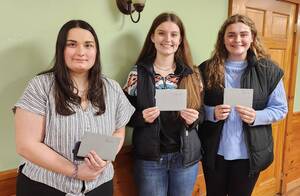Carousel image 132748bb89050b83d892 granville lions club scholarship recipients
