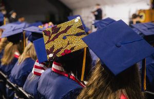 Carousel image 3cabec1a391f8bd2a8c5 graceland university 2024 spring commencement