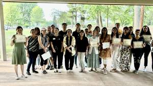 Carousel image 86a906313ae8e1f8ac9f group of students