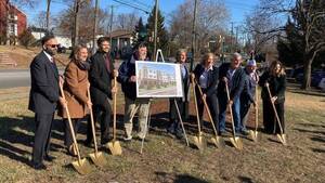 Carousel image 9b49db275f1939cb3f13 groundbreaking shovels