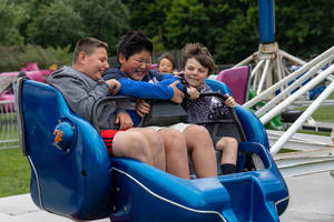 Carousel image b266439ee0a6015c2a5e grfair 7702