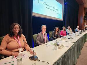 Carousel image f58b253e0d19b7698a36 group shot of panelists