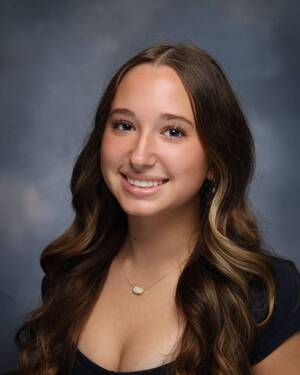 Carousel image 07b0ff94bbde7f3677fb hailey smolanoff