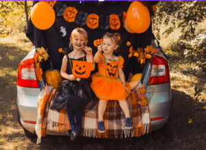 Carousel image 381e8819270ab87008b1 halloween trunk or treat