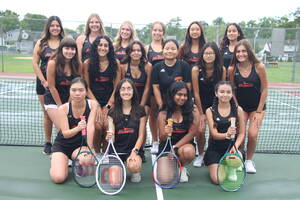 Carousel image 67d981925053eb126df2 hasbrouck heights girls tennis team