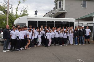 Carousel image 78a927272b70e6ead3b4 hasbrouck heights athletes group photo