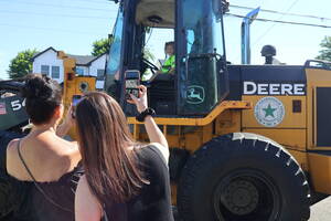 Carousel image cf5b86f9b885dd99460b hasbrouck heights touch a truck parents take photo girl