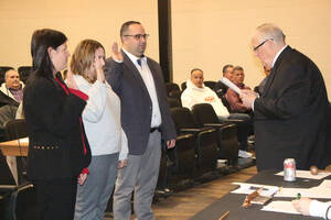 Carousel image de3d1c8128e41eb38af8 hasbrouck heights boe swearing in