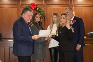 Carousel image eef7a1f9c57a6bf48706 hasbrouck heights mayor kistner swears in sue mcguire