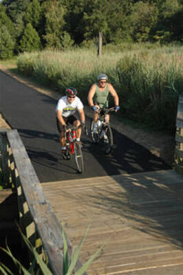 Carousel image 4a29d954855ea5430882 henry hudson bicyclists