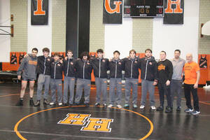 Carousel image b250d4c055be7981adfb hh senior wrestlers and coaches on senior night