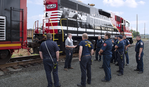 Carousel image 6f5b31db47f30a4560eb hillspixrailsafetytraining
