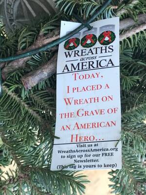 Carousel image 947781e2670a468186e8 hillspixwreaths20181