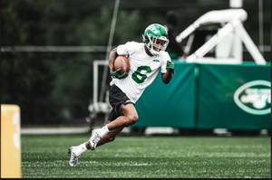 Carousel image d58e26eeb2470e1a5a33 hillspixjettylerboatwrightrunning