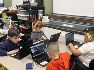 Carousel image c71754e7c8a92f616b82 hour of code lakeview