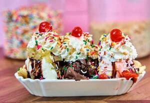 Carousel image 17e725717960d71097d0 ice cream stock image   canva