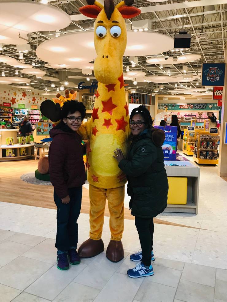 Toys R Us Returns Opens First Location In Paramus At Westfield