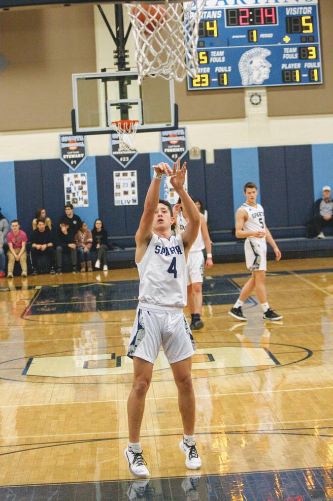 Sparta Boys Basketball Drops H/W/S Semifinal Game to Hunterdon Central