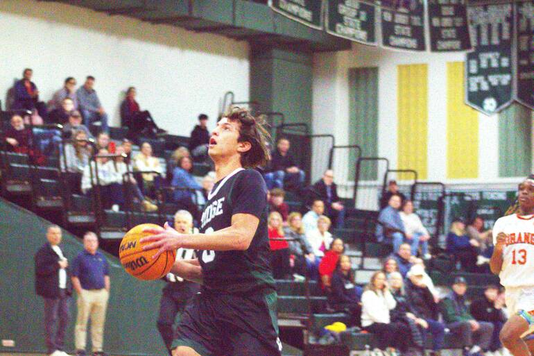 Basking Riudge Rma Boys Basketball: Ridge Stays Hot, Routs Orange, 71-46, in Regular ...