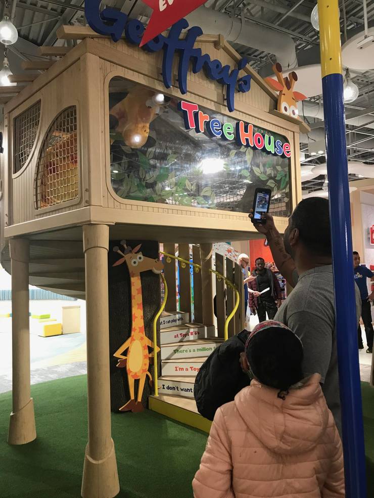 Toys ‘R’ Us Returns, Opens First Location In Paramus At Westfield