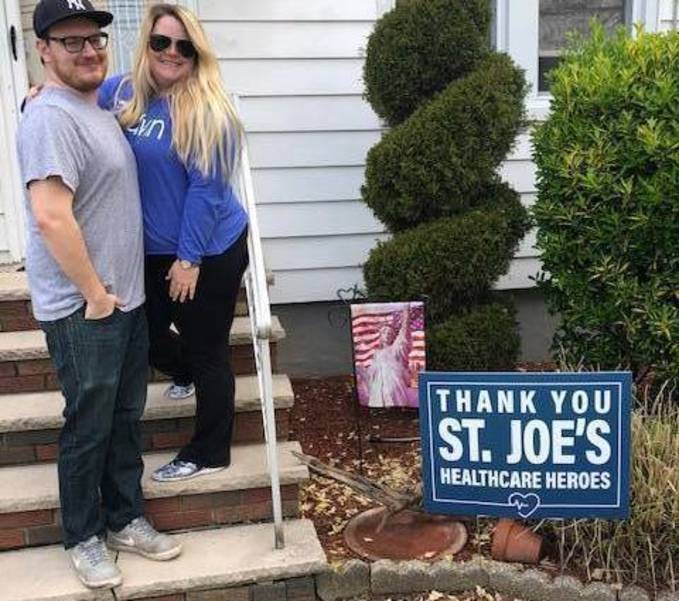 Through Front Porch Project St Joseph S Nurse Finds Giving Back A Snap Tapinto