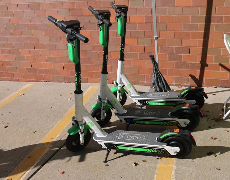 Video “Lime” Electric Scooters Hit the Streets of Elizabeth on Friday