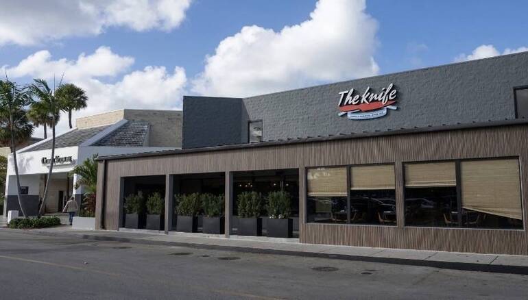 The Knife Argentinian Steakhouse Makes Long-Awaited Debut at Coral Square Mall
