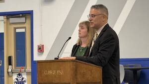 Carousel image 00f351 aymond onzalez atty amos