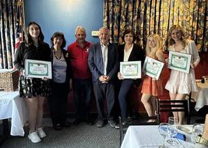 Carousel image 0f1b99618fef781a9144 image