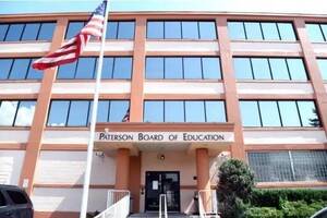 Carousel image 23606daa5697e02e2b63 image