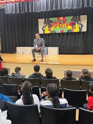 Carousel image 2adc7409e1c2b087a4a4 image