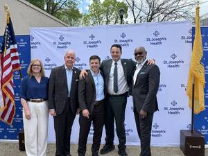 Carousel image 2e35638eeb27ad892d6f img 0512