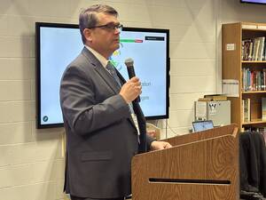 Carousel image 341a9b2a095a5bfe6957 img 4711