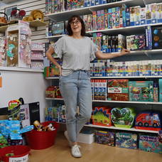 Carousel image 47c35d busy bee toys doylestown