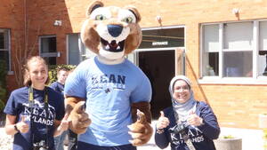 Carousel image 49c221c9f955af962b9a img 5883