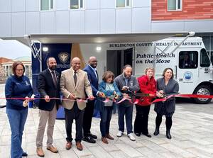 Carousel image 4f7d3fe2afc21eae1bb8 image002