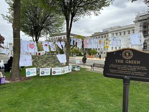 Carousel image 5c88338df3f5be9d386e img 9438