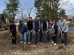 Carousel image 5d3ac988eeb3e0d442a5 img 9865