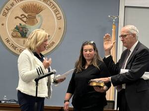 Carousel image 609b47 ames ely