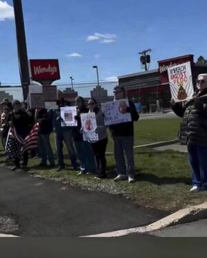 Carousel image 765b7cfb52d3be4437a4 image9