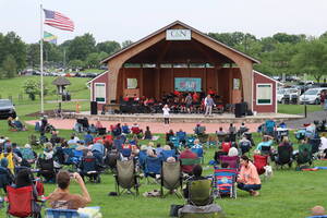 Carousel image 7b544c oylestown summer concert series