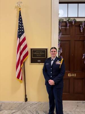 Carousel image 9a351adfd87d79d2f729 image