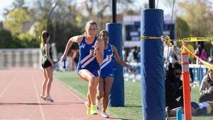Carousel image b5930e estfield girls track