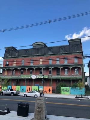 Carousel_image_c08b1ca58c77544e4dda_img_6754