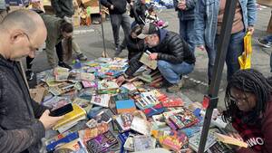 Carousel image c66f7f free market