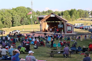 Carousel image cda1ae doylestown summer concert series