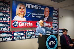 Carousel image cdb1f1da295c722982fd img 0827